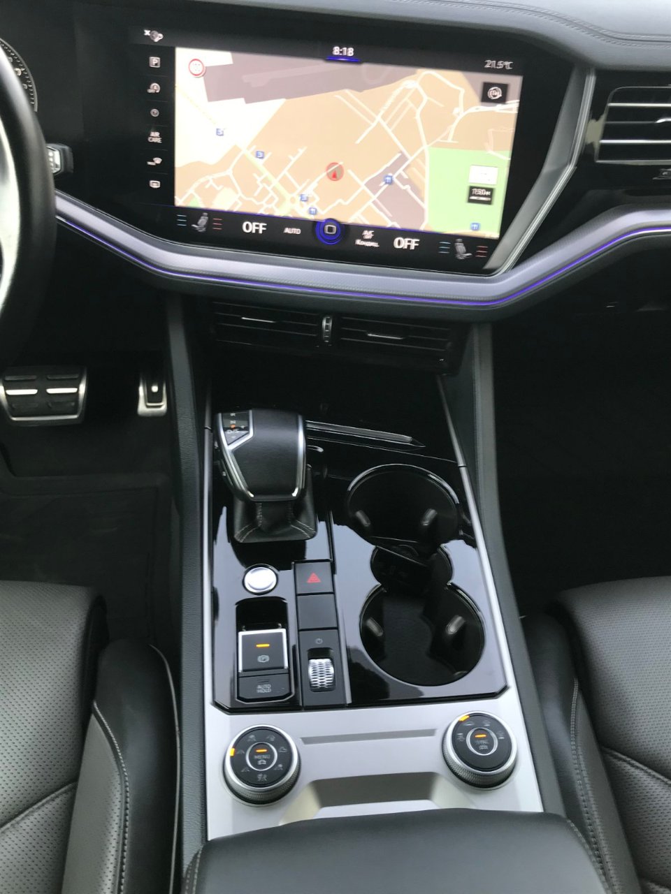 Volkswagen Touareg - фото 41