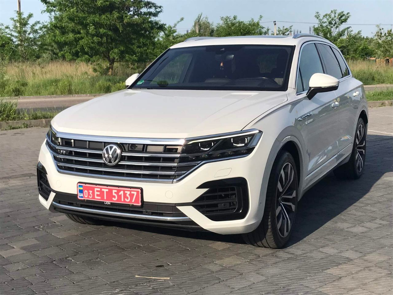 Volkswagen Touareg - фото 53