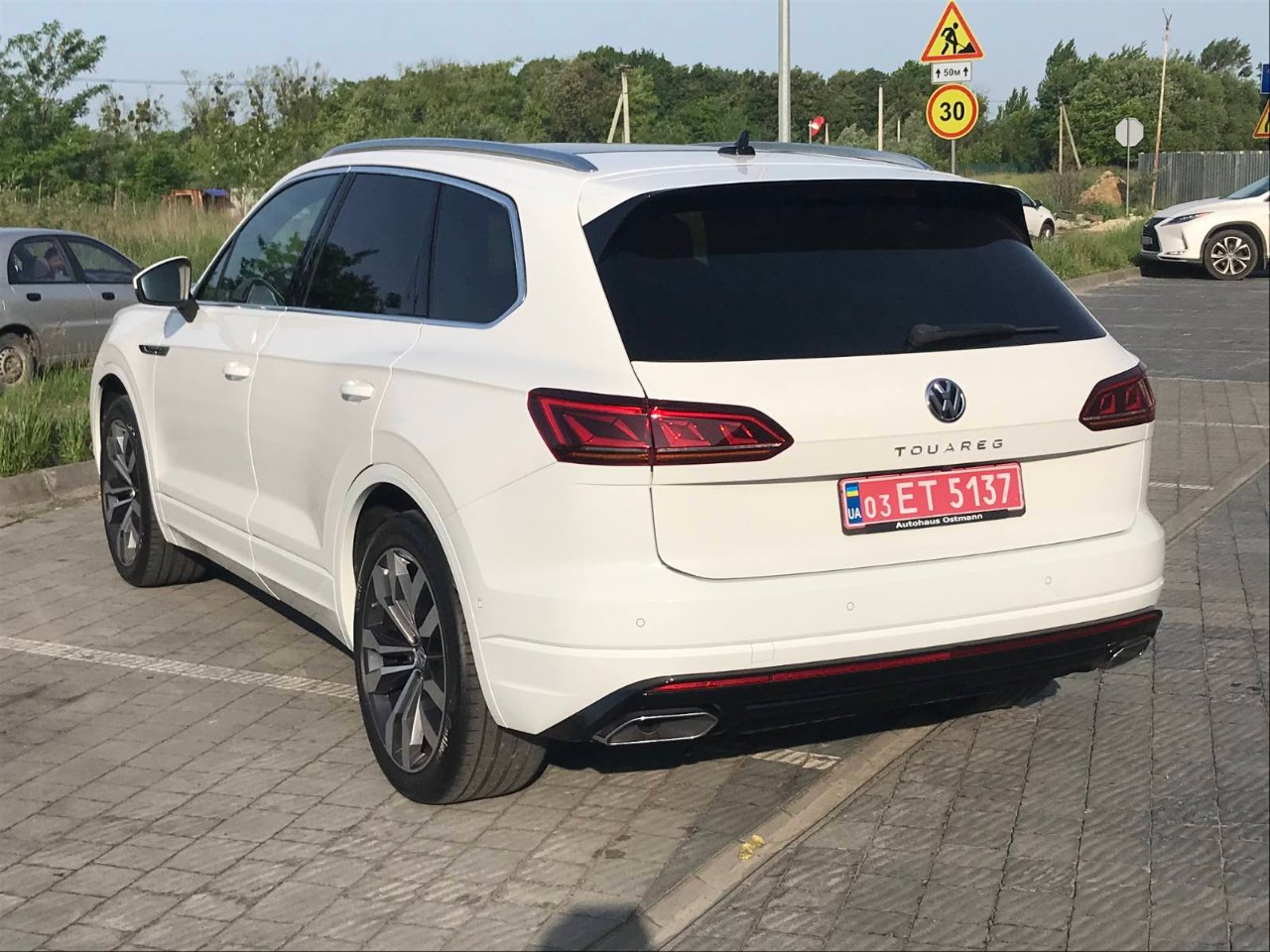 Volkswagen Touareg - фото 58