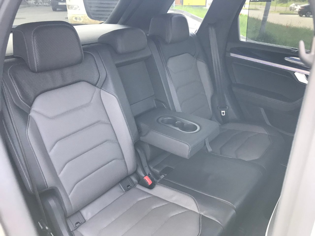 Volkswagen Touareg - фото 35