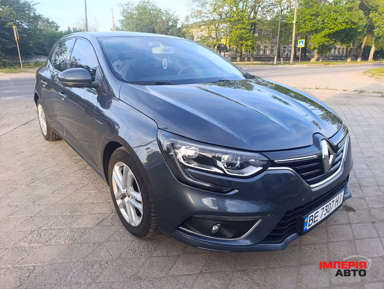 Renault Megane - фото 3