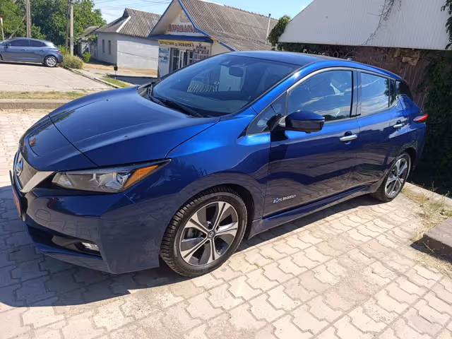 Nissan Leaf - зображення 2