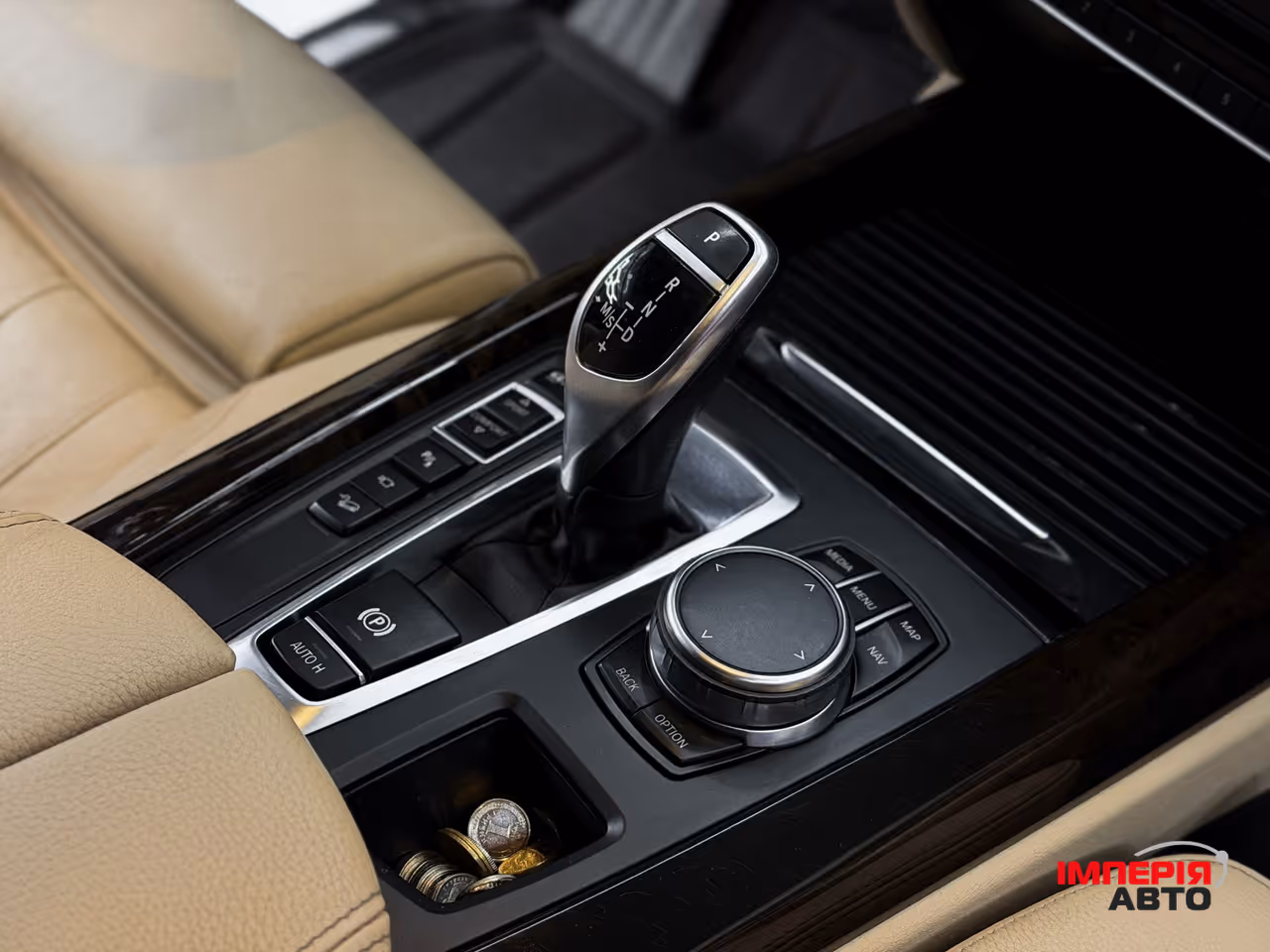 BMW X5 - фото 12