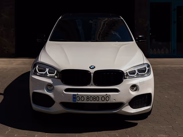 BMW X5 - зображення 1