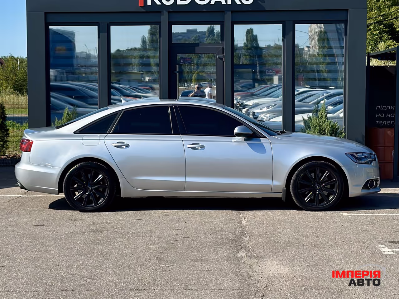 Audi A6 - фото 6