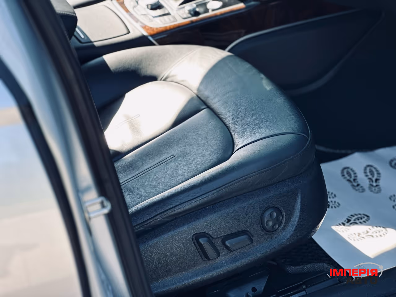 Audi A6 - фото 8