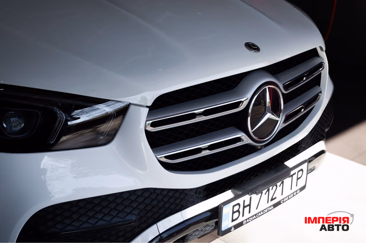 Mercedes-Benz GLE - фото 10