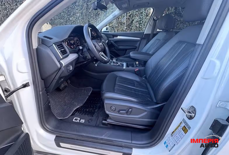 Audi Q5 - фото 10