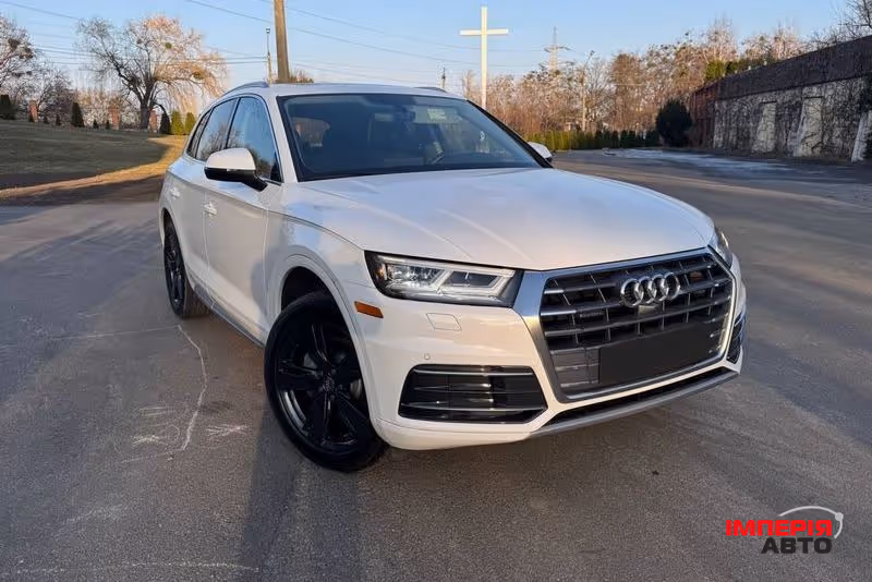 Audi Q5 - фото 1