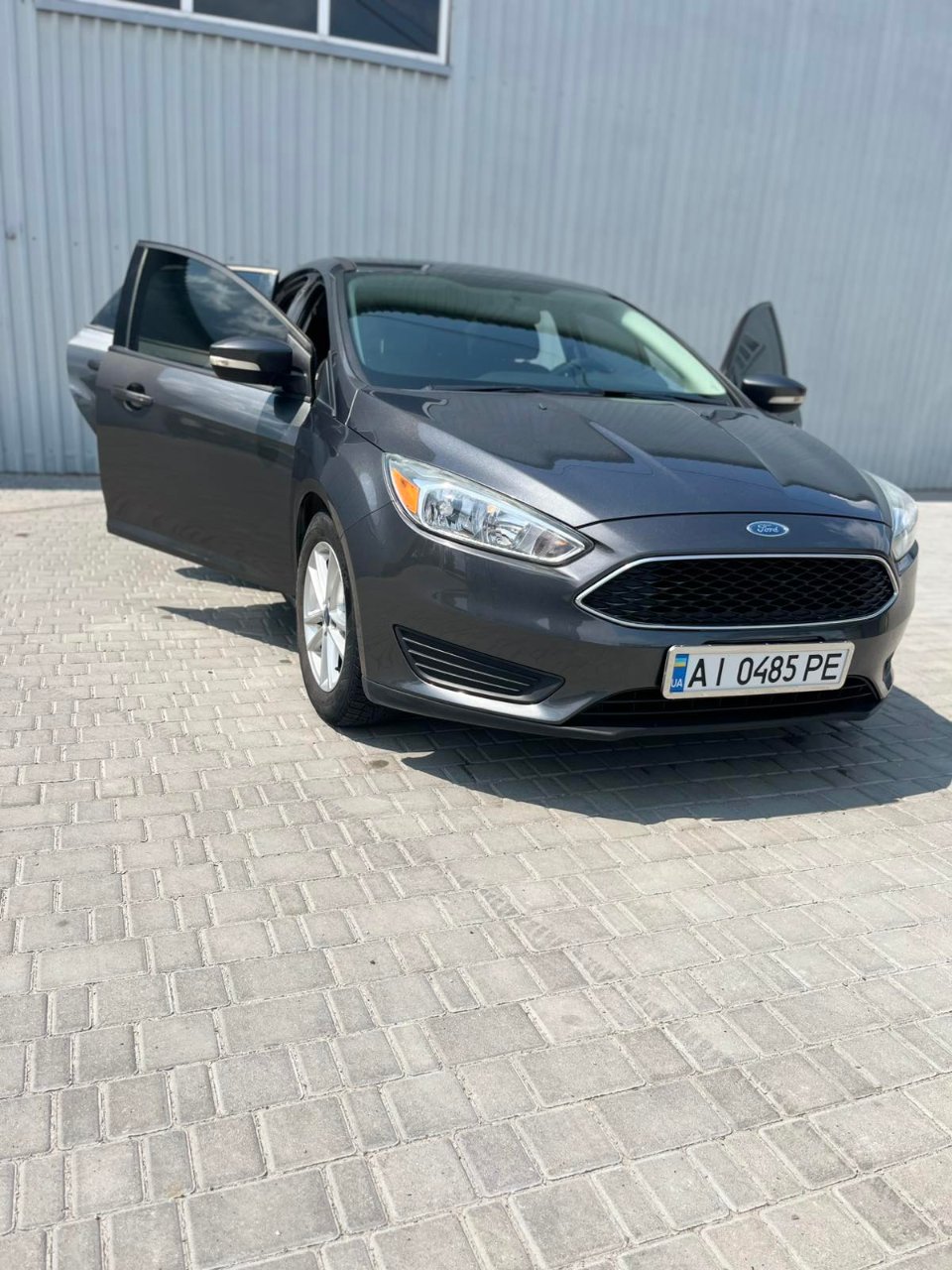 Ford Focus - фото 5