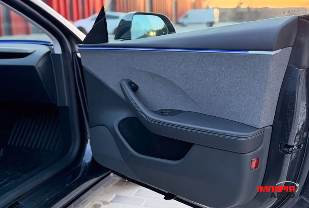 Tesla Model 3 - фото 7