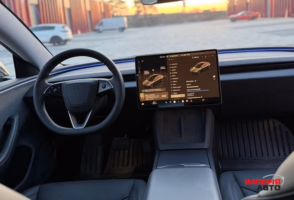 Tesla Model 3 - фото 8