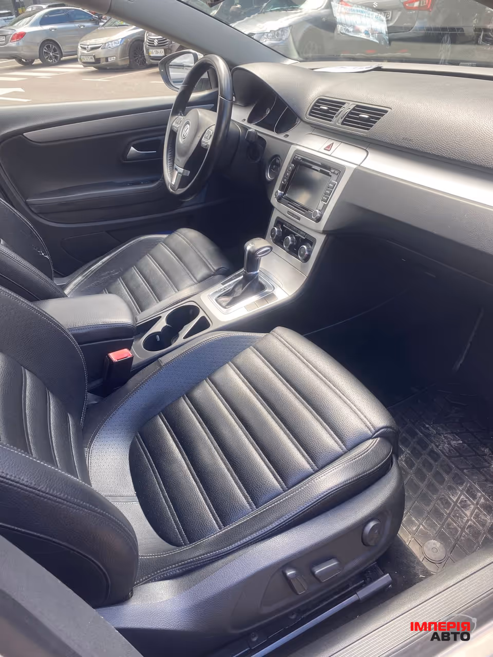 Volkswagen Passat CC - фото 11
