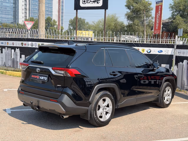 Toyota RAV4 - зображення 5