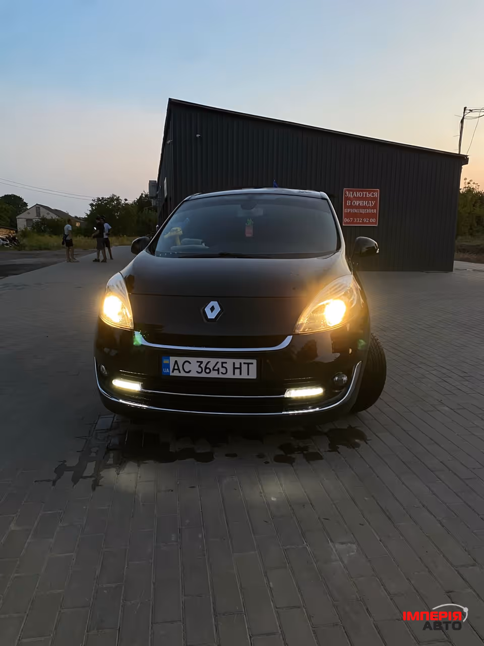 Renault Scenic - фото 3