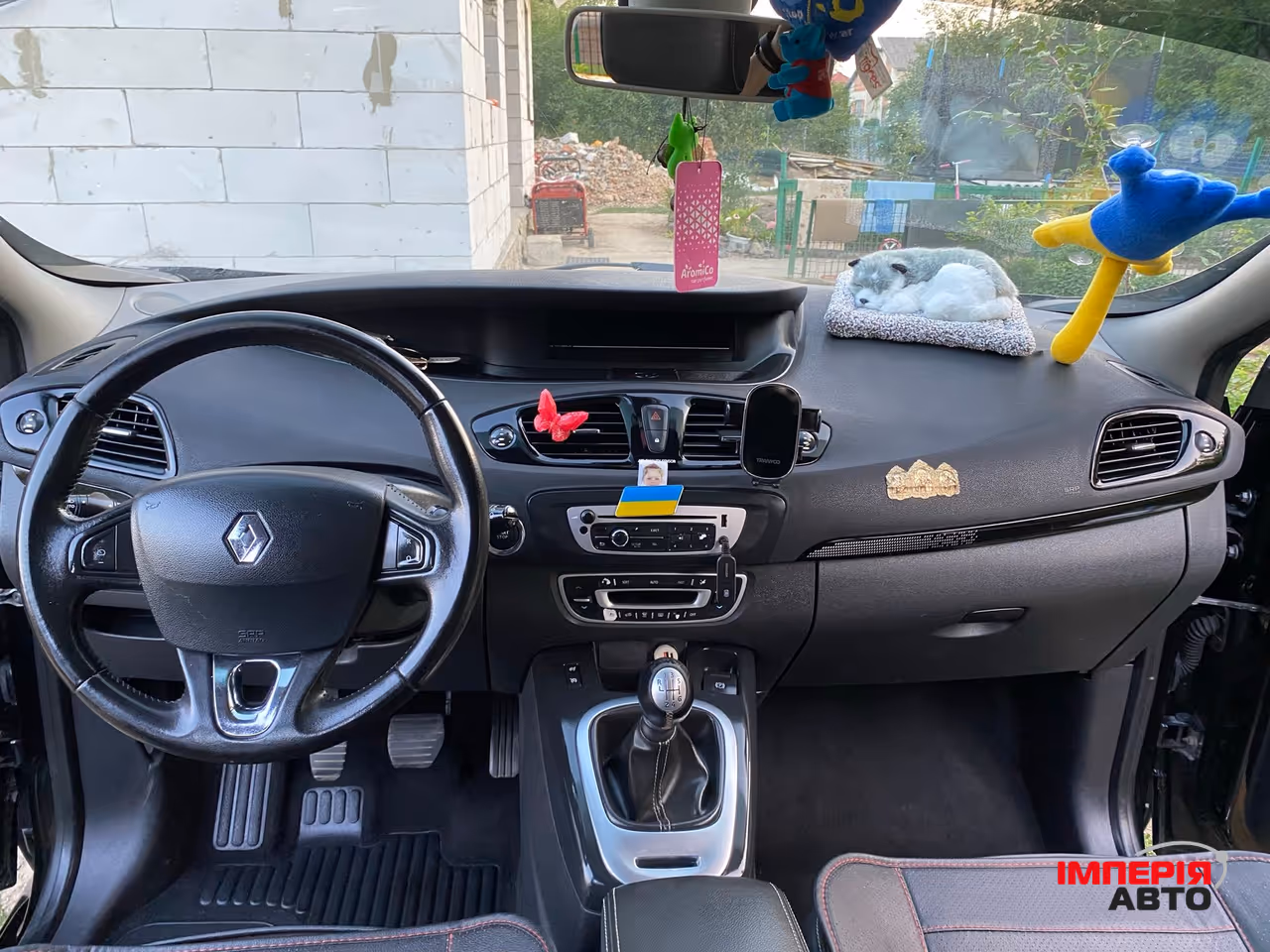 Renault Scenic - фото 10