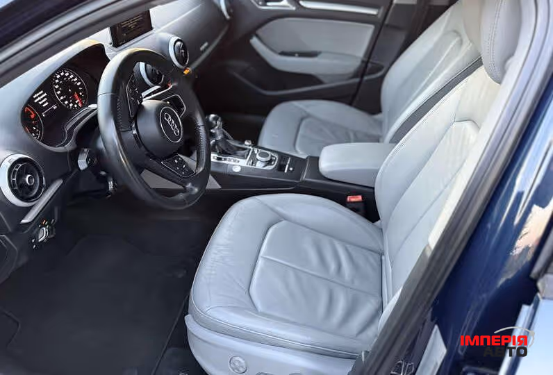 Audi A3 - фото 7