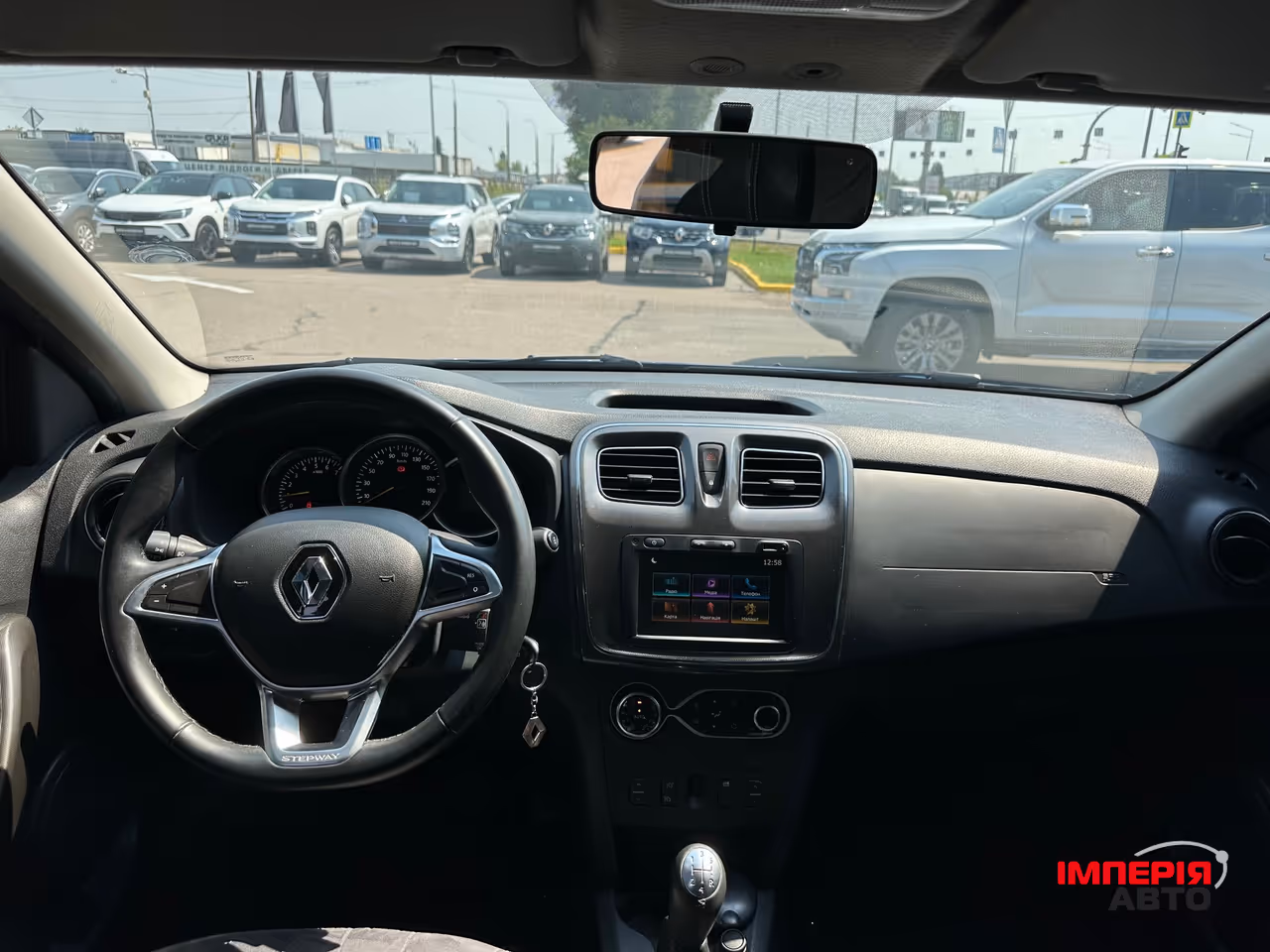 Renault Sandero - фото 16