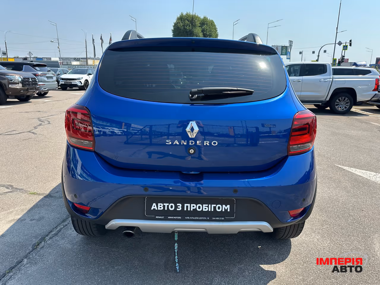 Renault Sandero - фото 6