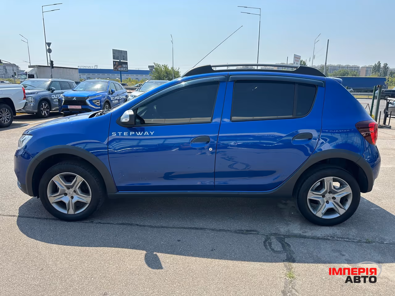 Renault Sandero - фото 4