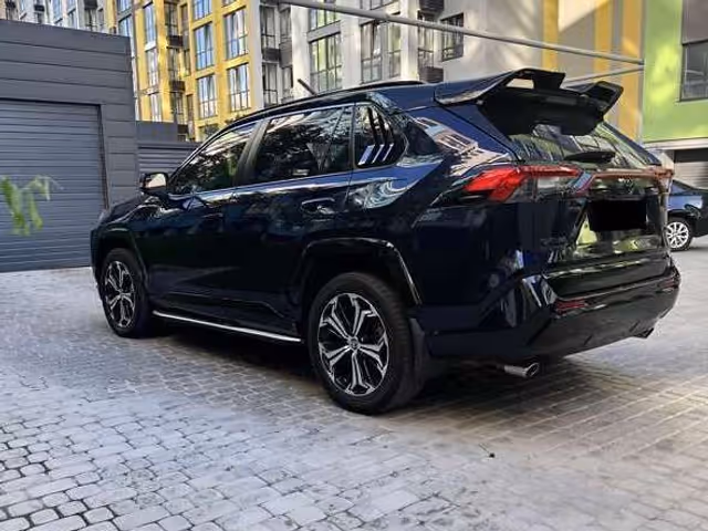 Toyota RAV4 - зображення 2