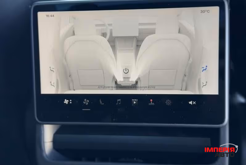 Tesla Model 3 - фото 11