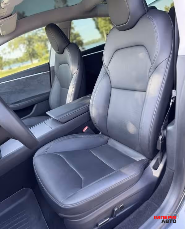Tesla Model 3 - фото 6