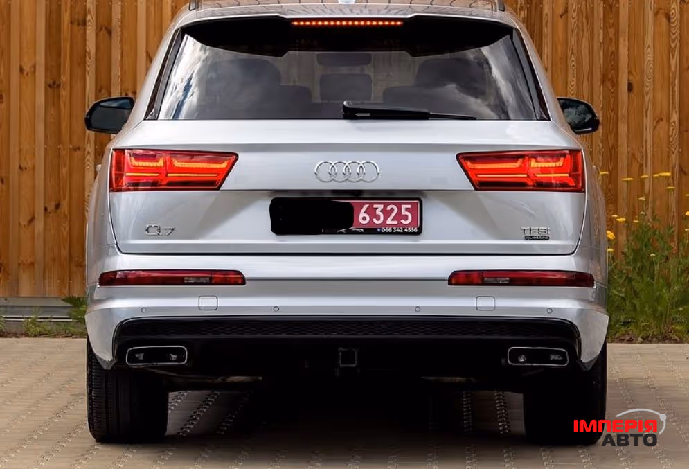 Audi Q7 - фото 6