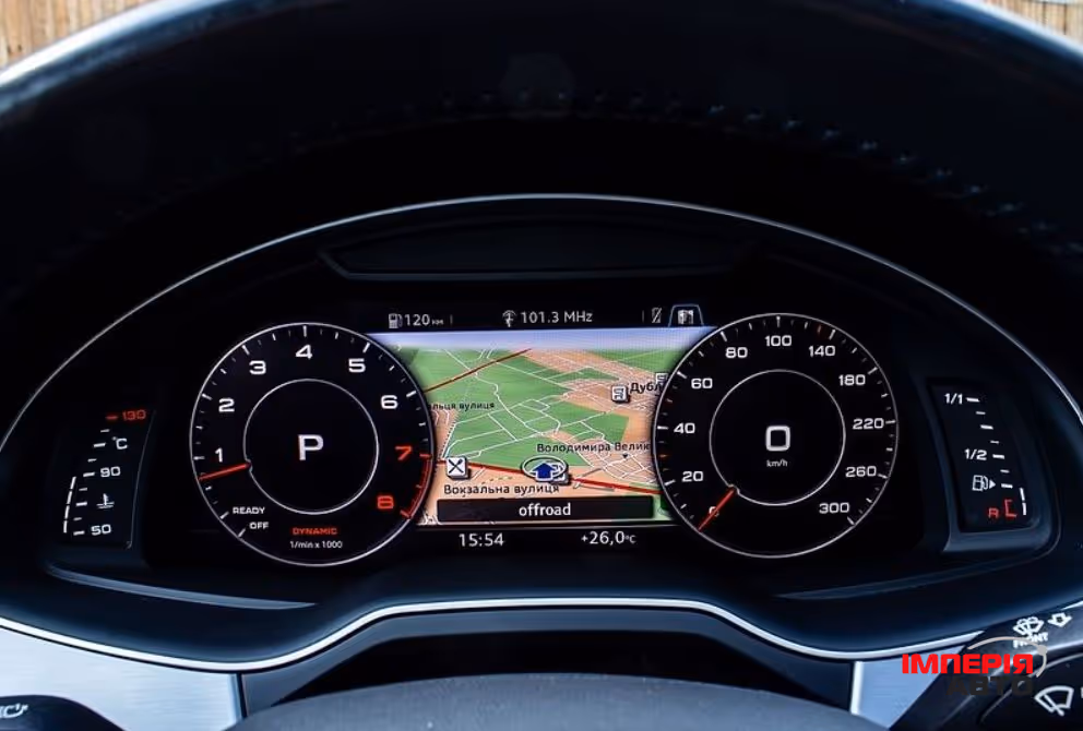 Audi Q7 - фото 15