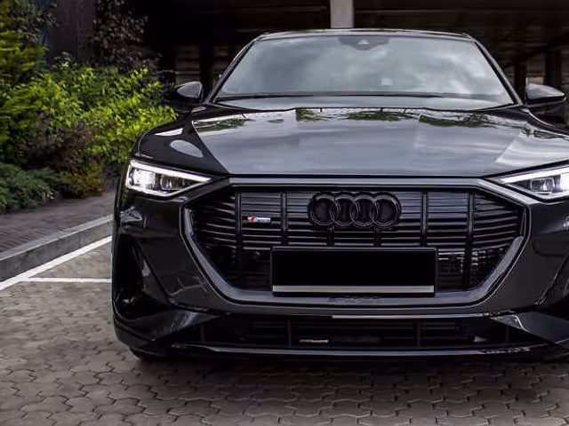 Audi e-tron - зображення 5