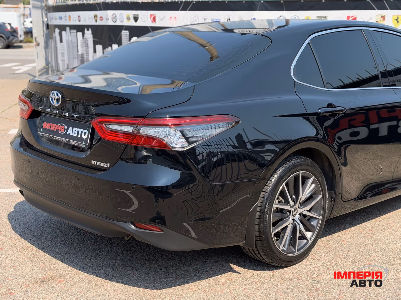Toyota Camry - фото 6