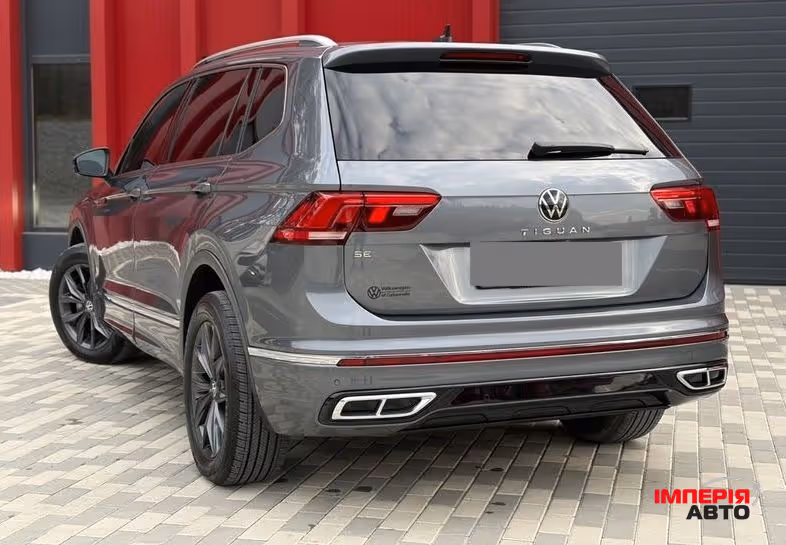 Volkswagen Tiguan - фото 2