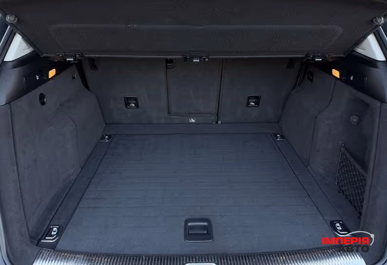 Audi Q5 - фото 11
