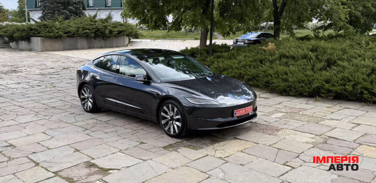 Tesla Model 3 - фото 15
