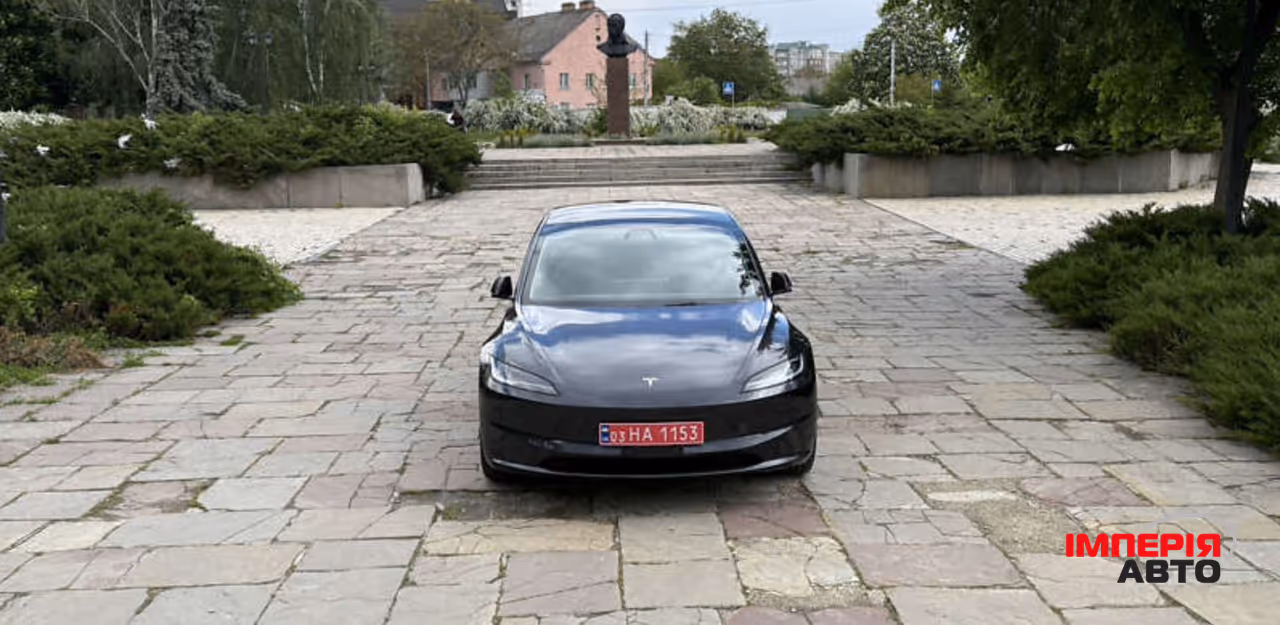 Tesla Model 3 - фото 13
