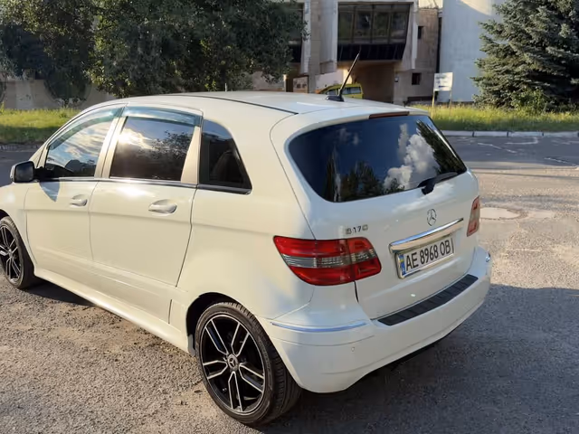 Mercedes-Benz B-Класс - зображення 4