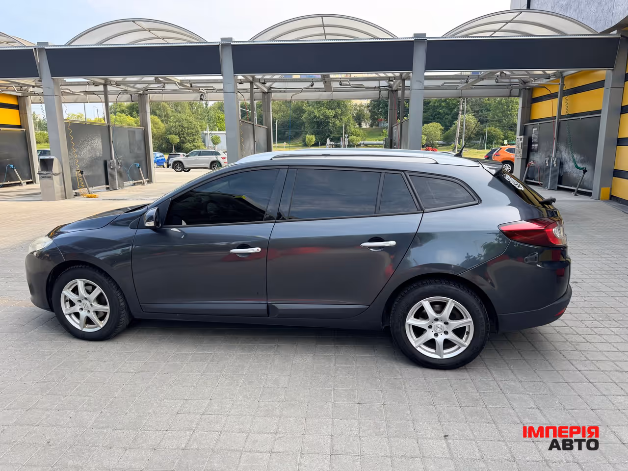 Renault Megane - фото 3