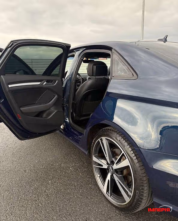 Audi A3 - фото 7