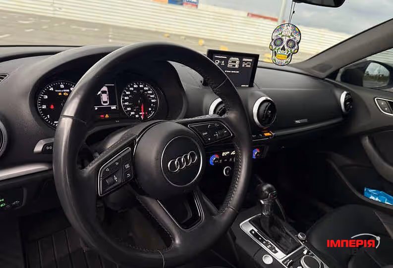 Audi A3 - фото 8
