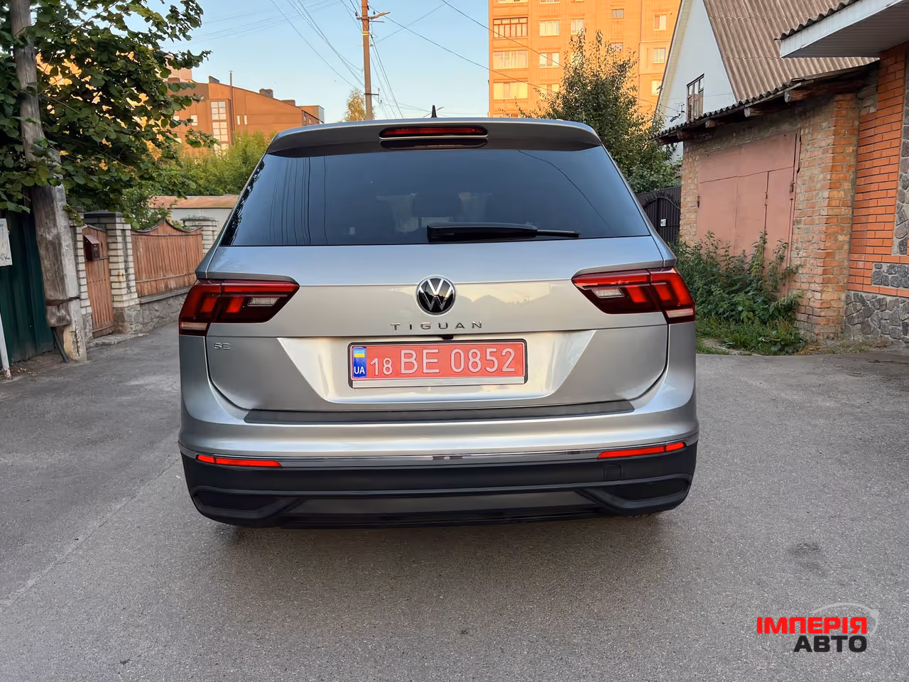 Volkswagen Tiguan - фото 2