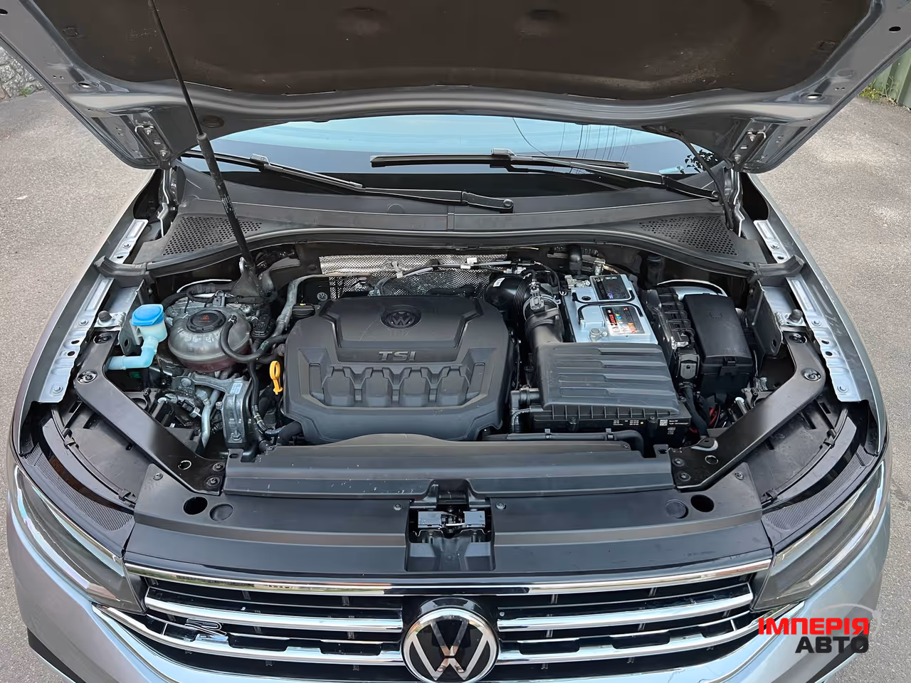 Volkswagen Tiguan - фото 10