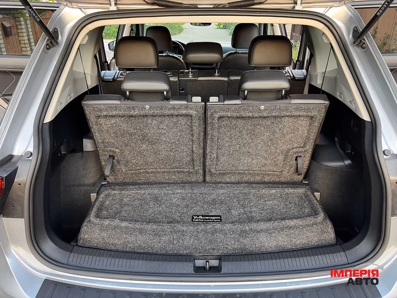 Volkswagen Tiguan - фото 13