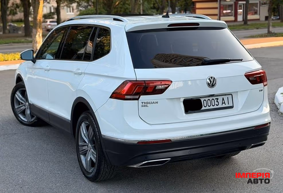 Volkswagen Tiguan - фото 3