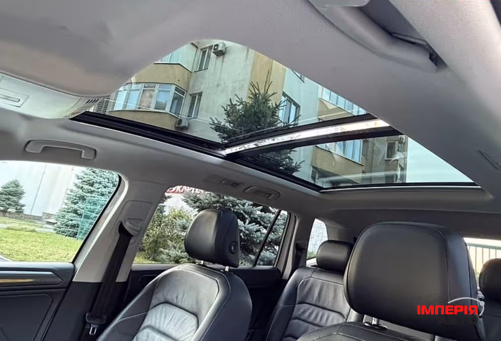 Volkswagen Tiguan - фото 6