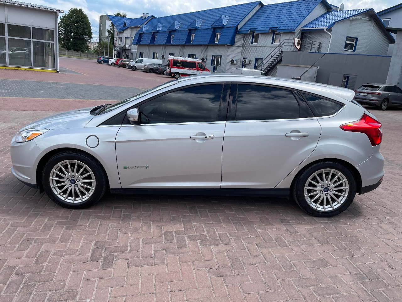 Ford Focus - фото 24