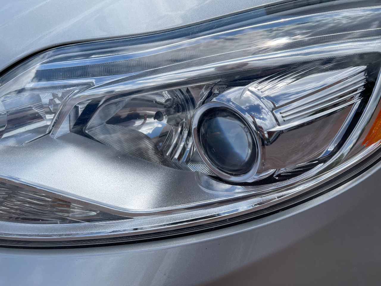 Ford Focus - фото 8