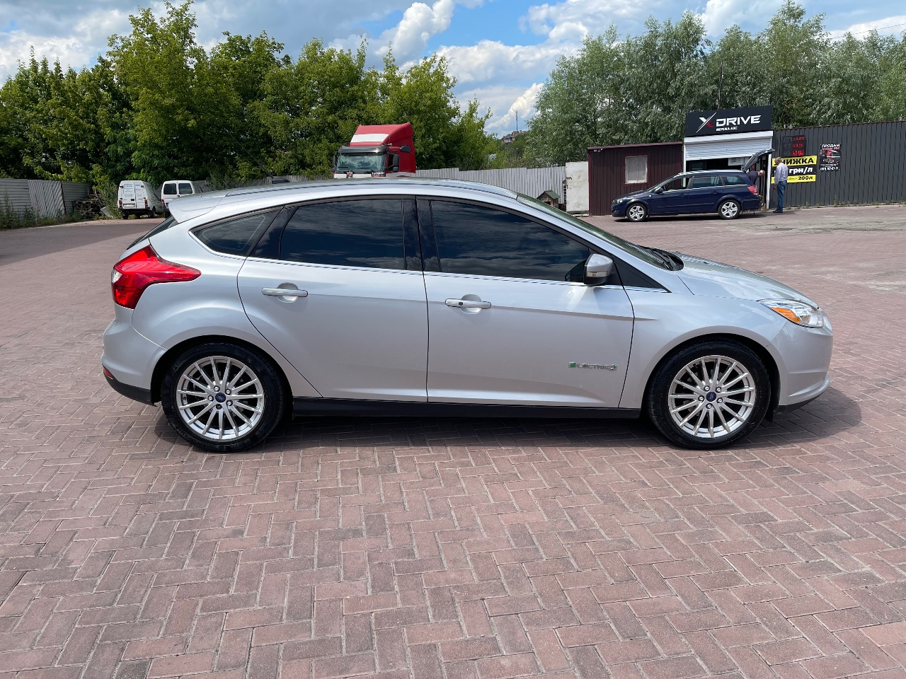 Ford Focus - фото 16