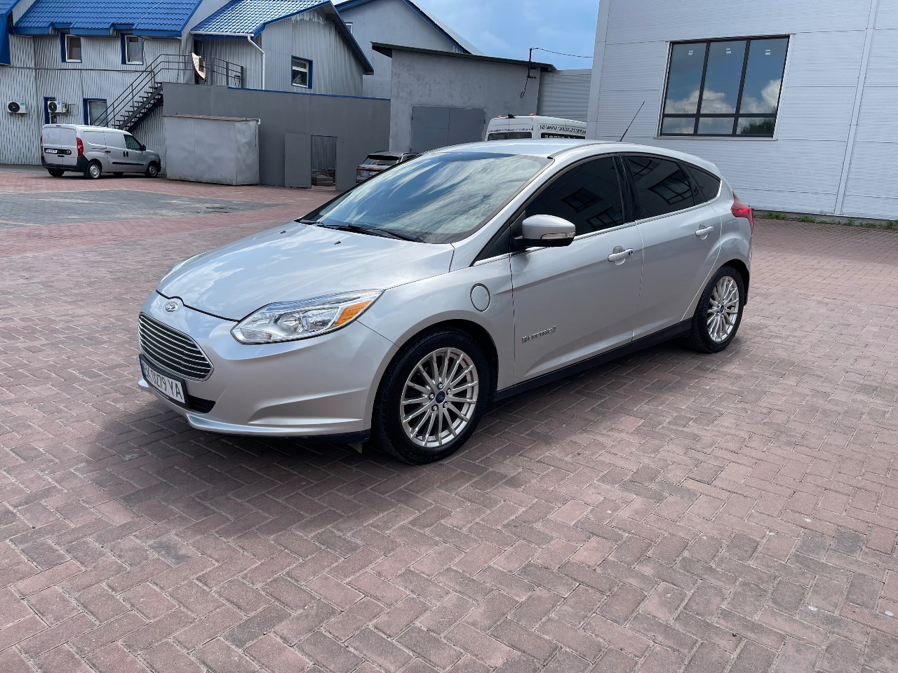 Ford Focus - фото 2