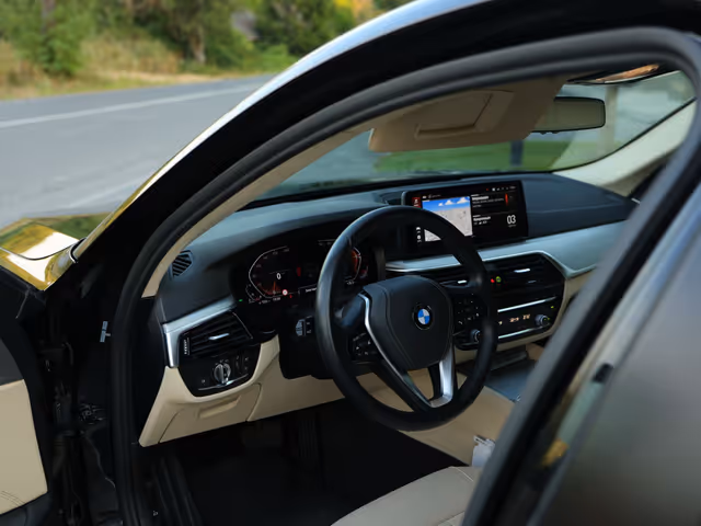 BMW 5 серії - зображення 5