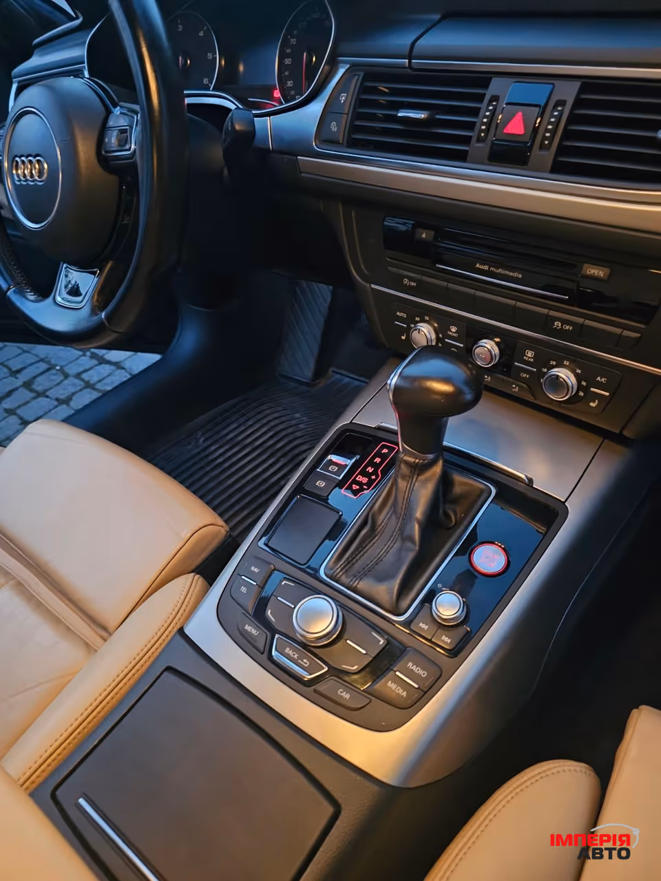 Audi A6 - фото 29